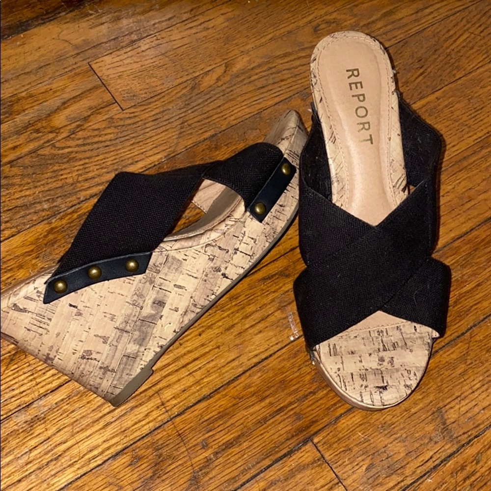 Black Wedges